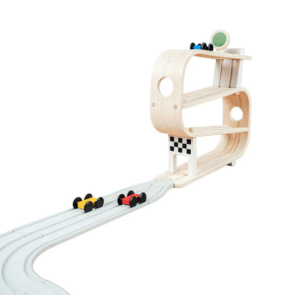 PlanToys Ramp Racer | Wooden Racing Track Toy for Toddlers | Ages 18M+ Wooden Toy PlanToys