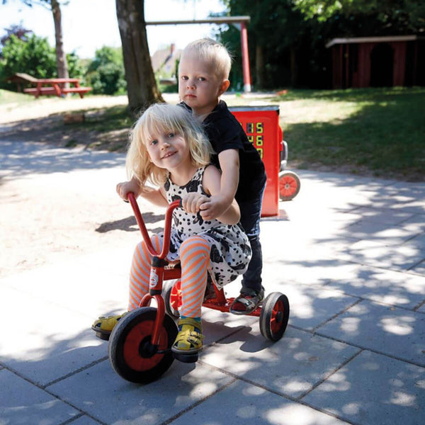 Winther Mini Viking Tricycle with Footplate | Classic Kids’ Trike | Ages 2-4 winther
