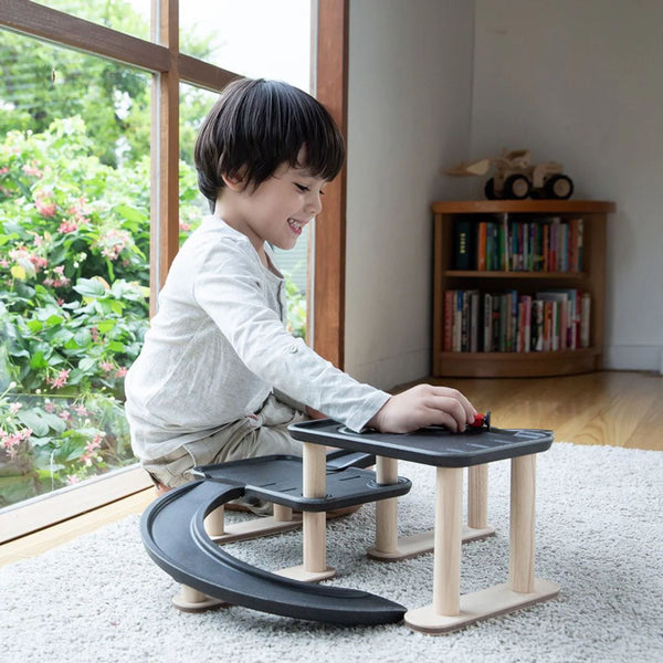 PlanToys Race 'n' Play Parking Garage – Customisable Wooden Toy Garage | Ages 3+ Wooden Toy PlanToys